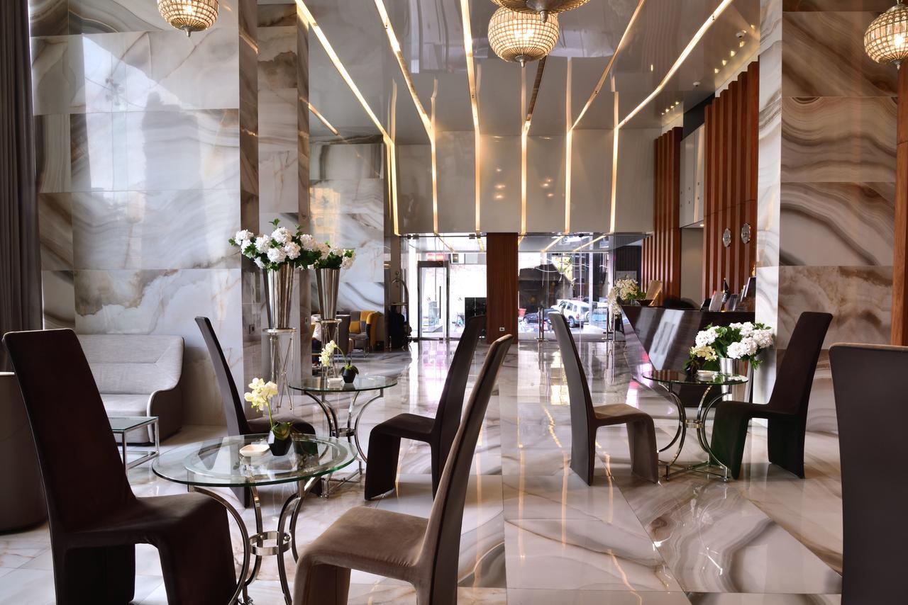 Royal Tulip Achrafieh Hotel Бейрут Екстериор снимка